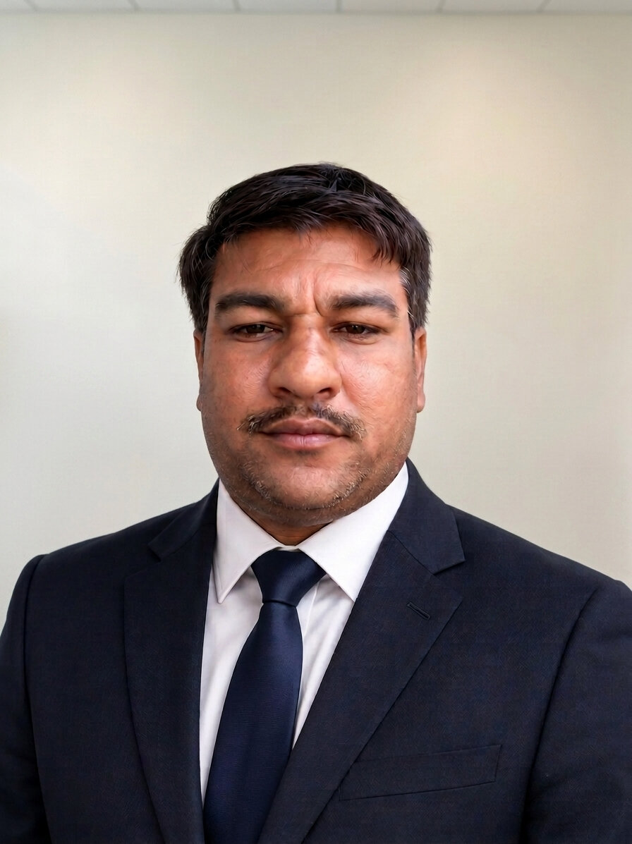 Portrait of Navin Nikhar, Senior Surveyor & Design Engineer